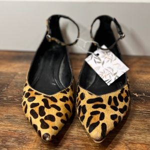 Banana Republic Flats
